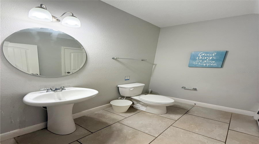 DAVENPORT, Florida 33837, 6 Bedrooms Bedrooms, ,4 BathroomsBathrooms,Residential,For Sale,WILDWOOD,0,MFRGC541695