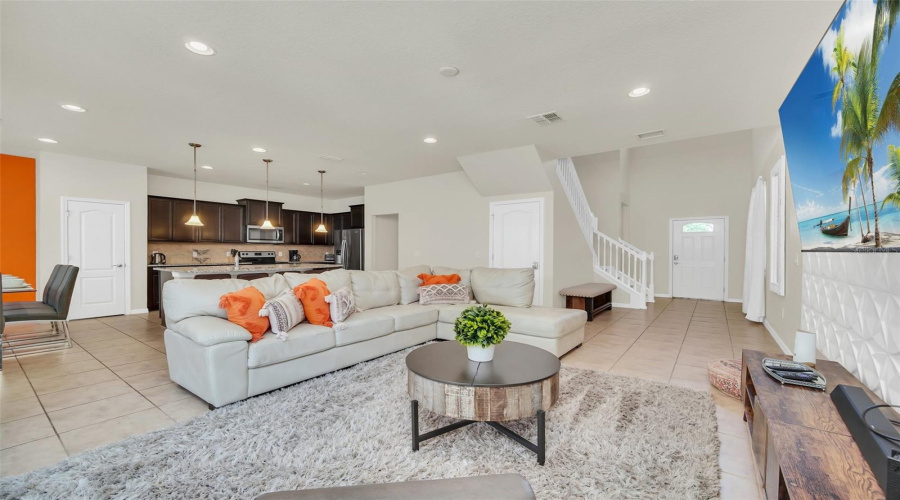KISSIMMEE, Florida 34747, 5 Bedrooms Bedrooms, ,4 BathroomsBathrooms,Residential,For Sale,NICE,0,MFRO6428506