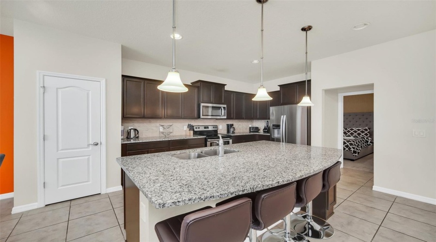 KISSIMMEE, Florida 34747, 5 Bedrooms Bedrooms, ,4 BathroomsBathrooms,Residential,For Sale,NICE,0,MFRO6428506
