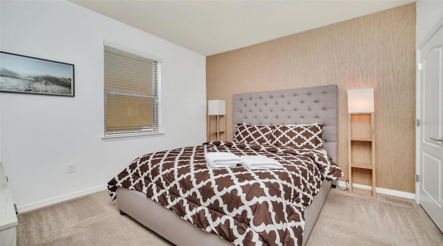 KISSIMMEE, Florida 34747, 5 Bedrooms Bedrooms, ,4 BathroomsBathrooms,Residential,For Sale,NICE,0,MFRO6428506