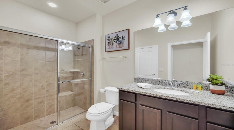 KISSIMMEE, Florida 34747, 5 Bedrooms Bedrooms, ,4 BathroomsBathrooms,Residential,For Sale,NICE,0,MFRO6428506