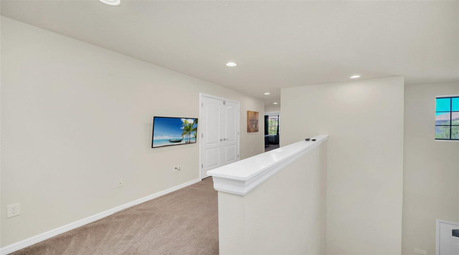 KISSIMMEE, Florida 34747, 5 Bedrooms Bedrooms, ,4 BathroomsBathrooms,Residential,For Sale,NICE,0,MFRO6428506