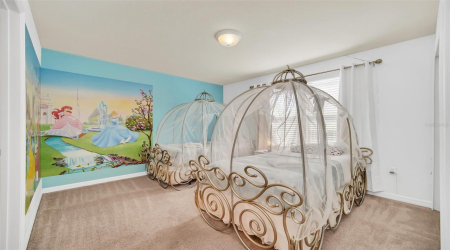 KISSIMMEE, Florida 34747, 5 Bedrooms Bedrooms, ,4 BathroomsBathrooms,Residential,For Sale,NICE,0,MFRO6428506