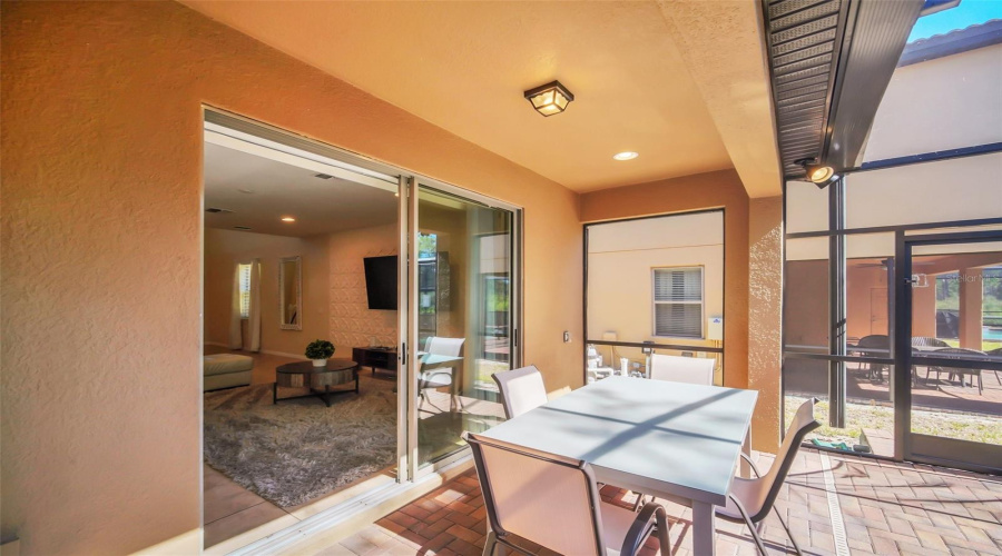 KISSIMMEE, Florida 34747, 5 Bedrooms Bedrooms, ,4 BathroomsBathrooms,Residential,For Sale,NICE,0,MFRO6428506