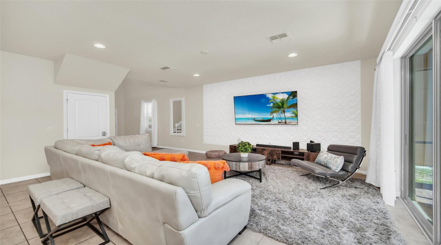 KISSIMMEE, Florida 34747, 5 Bedrooms Bedrooms, ,4 BathroomsBathrooms,Residential,For Sale,NICE,0,MFRO6428506