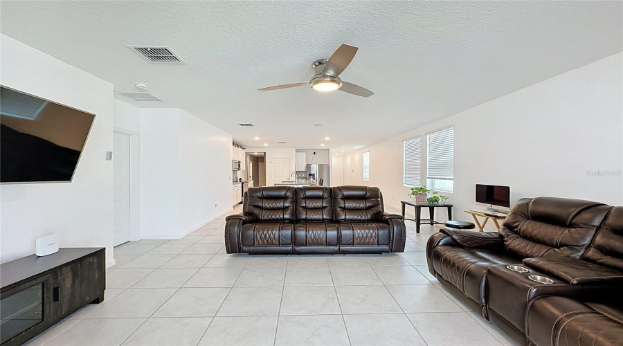 DAVENPORT, Florida 33897, 4 Bedrooms Bedrooms, ,2 BathroomsBathrooms,Residential,For Sale,MONACO LN,0,MFRS5154287