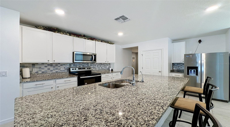 DAVENPORT, Florida 33897, 4 Bedrooms Bedrooms, ,2 BathroomsBathrooms,Residential,For Sale,MONACO LN,0,MFRS5154287