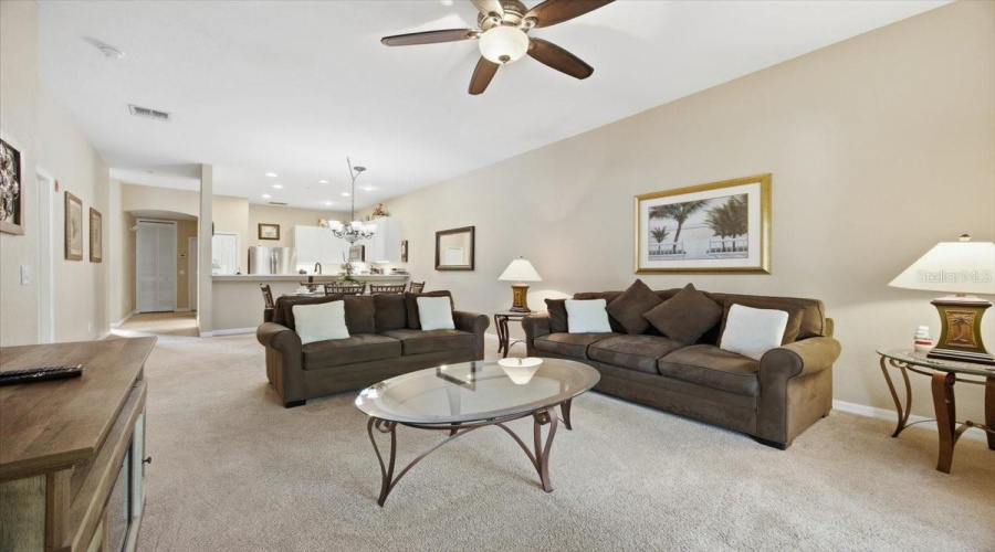 DAVENPORT, Florida 33897, 2 Bedrooms Bedrooms, ,2 BathroomsBathrooms,Residential,For Sale,LUCAYA,0,MFRO6427337