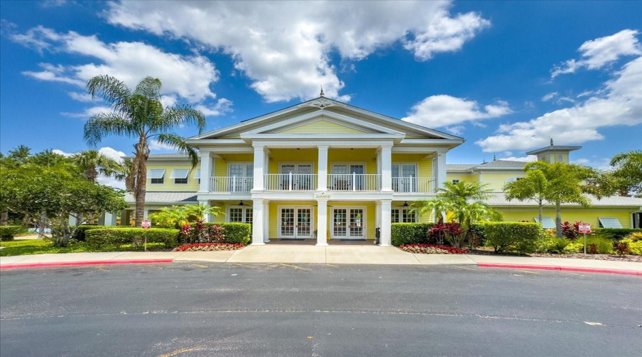 DAVENPORT, Florida 33897, 2 Bedrooms Bedrooms, ,2 BathroomsBathrooms,Residential,For Sale,LUCAYA,0,MFRO6427337