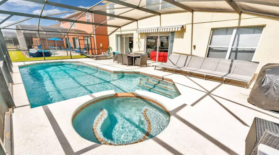 KISSIMMEE, Florida 34746, 7 Bedrooms Bedrooms, ,4 BathroomsBathrooms,Residential,For Sale,HIDEAWAY BEACH,0,MFRTB8532477