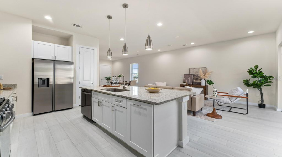 KISSIMMEE, Florida 34747, 5 Bedrooms Bedrooms, ,5 BathroomsBathrooms,Residential,For Sale,SUNFLOWER,0,MFRO6423503