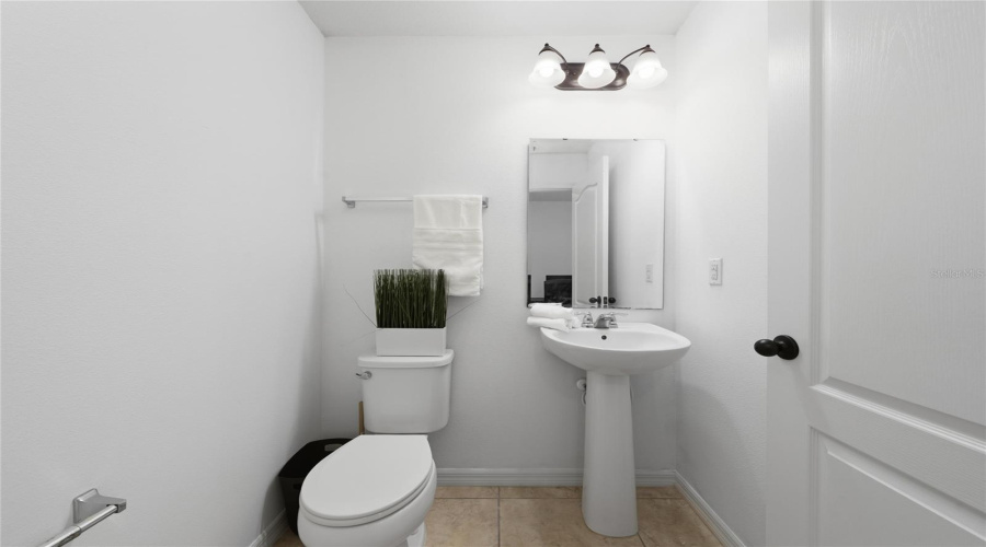 KISSIMMEE, Florida 34746, 3 Bedrooms Bedrooms, ,2 BathroomsBathrooms,Residential,For Sale,BLUE DIAMOND,0,MFRO6387480