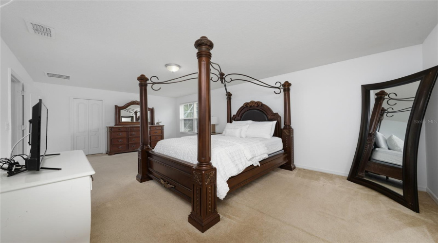 KISSIMMEE, Florida 34746, 3 Bedrooms Bedrooms, ,2 BathroomsBathrooms,Residential,For Sale,BLUE DIAMOND,0,MFRO6387480