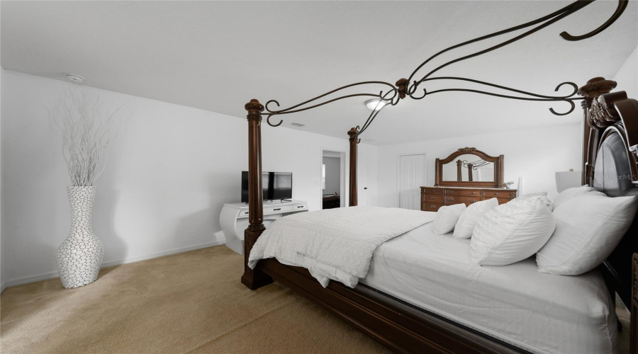 KISSIMMEE, Florida 34746, 3 Bedrooms Bedrooms, ,2 BathroomsBathrooms,Residential,For Sale,BLUE DIAMOND,0,MFRO6387480