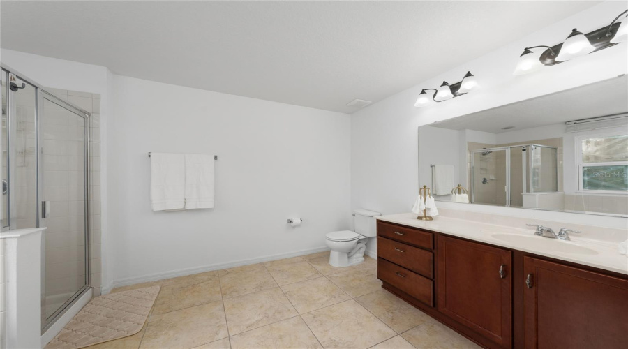 KISSIMMEE, Florida 34746, 3 Bedrooms Bedrooms, ,2 BathroomsBathrooms,Residential,For Sale,BLUE DIAMOND,0,MFRO6387480