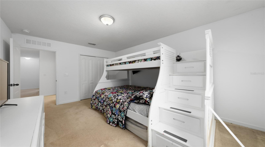 KISSIMMEE, Florida 34746, 3 Bedrooms Bedrooms, ,2 BathroomsBathrooms,Residential,For Sale,BLUE DIAMOND,0,MFRO6387480