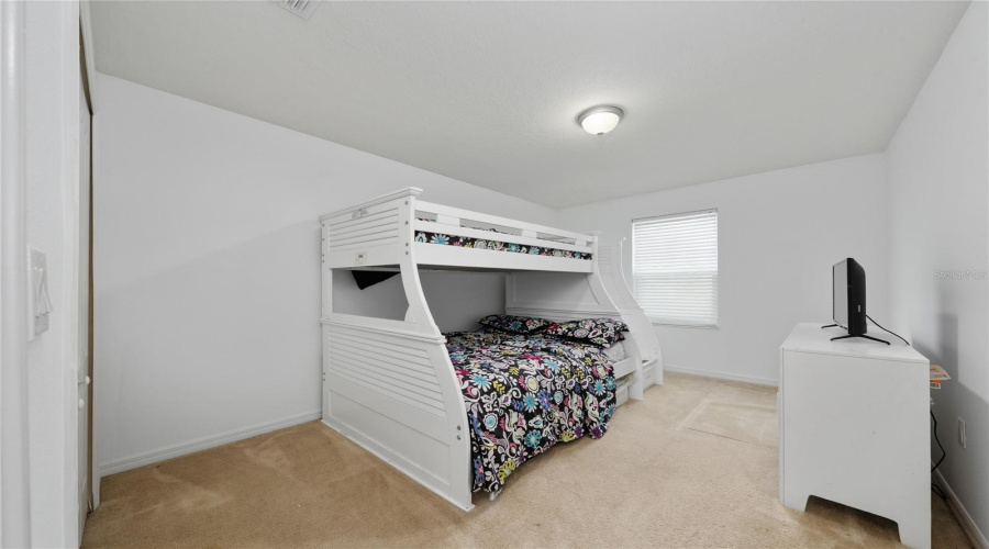 KISSIMMEE, Florida 34746, 3 Bedrooms Bedrooms, ,2 BathroomsBathrooms,Residential,For Sale,BLUE DIAMOND,0,MFRO6387480