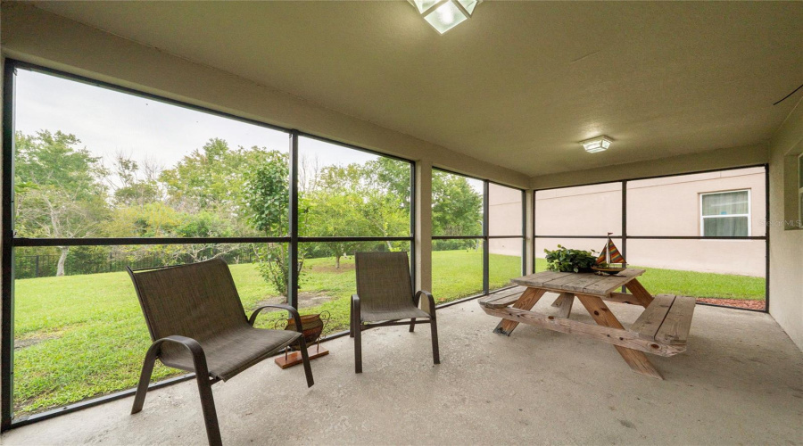 KISSIMMEE, Florida 34746, 3 Bedrooms Bedrooms, ,2 BathroomsBathrooms,Residential,For Sale,BLUE DIAMOND,0,MFRO6387480
