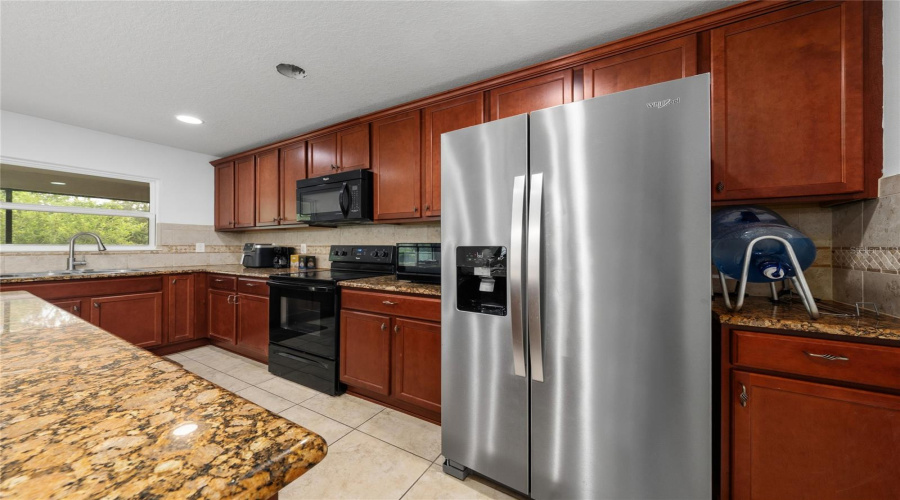 KISSIMMEE, Florida 34746, 3 Bedrooms Bedrooms, ,2 BathroomsBathrooms,Residential,For Sale,BLUE DIAMOND,0,MFRO6387480