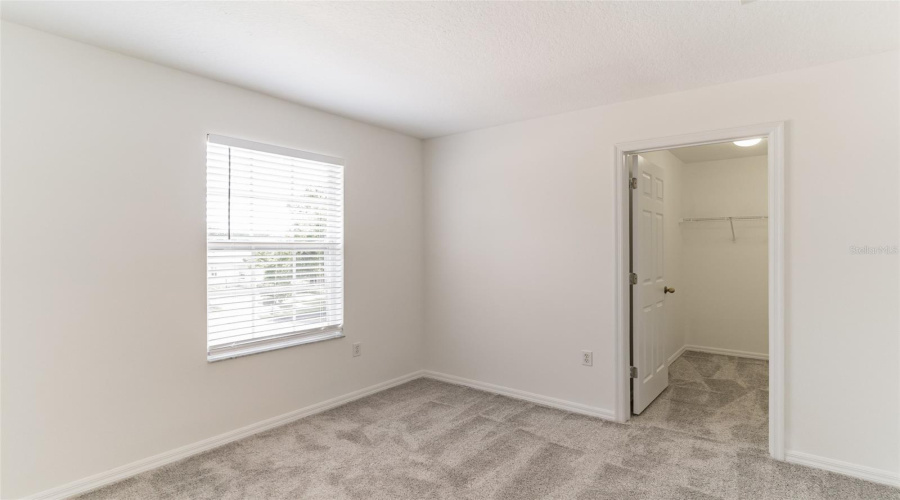 KISSIMMEE, Florida 34746, 5 Bedrooms Bedrooms, ,3 BathroomsBathrooms,Residential,For Sale,HURON,0,MFRTB8378409