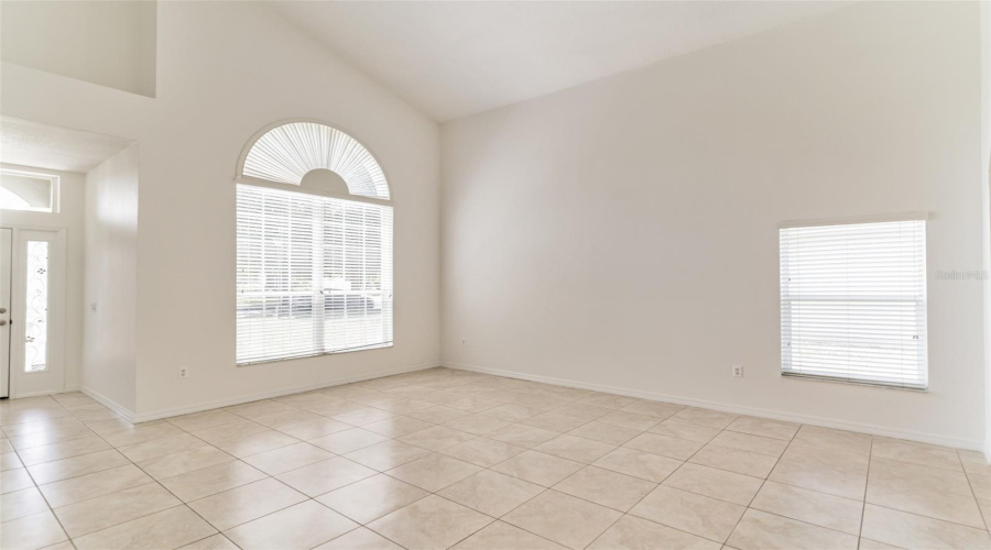 KISSIMMEE, Florida 34746, 5 Bedrooms Bedrooms, ,3 BathroomsBathrooms,Residential,For Sale,HURON,0,MFRTB8378409