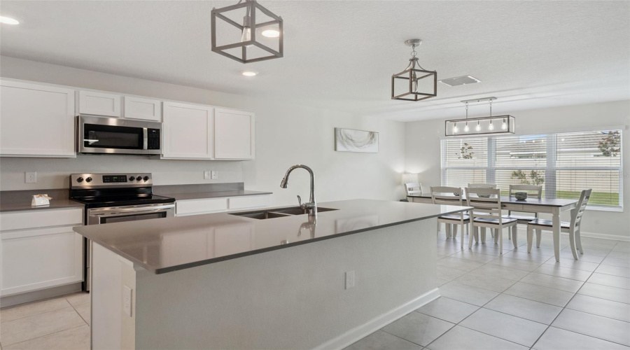 KISSIMMEE, Florida 34746, 4 Bedrooms Bedrooms, ,2 BathroomsBathrooms,Residential,For Sale,SUNNY CREEK,0,MFRO6428636