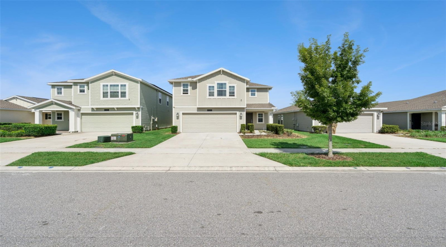 KISSIMMEE, Florida 34746, 4 Bedrooms Bedrooms, ,2 BathroomsBathrooms,Residential,For Sale,SUNNY CREEK,0,MFRO6428636