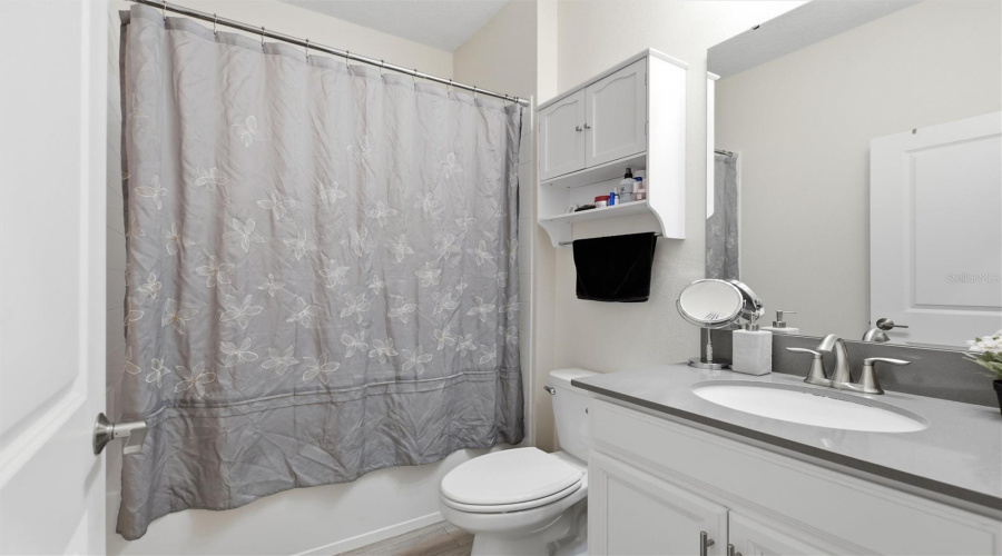 DAVENPORT, Florida 33896, 4 Bedrooms Bedrooms, ,2 BathroomsBathrooms,Residential,For Sale,DOWNSWING PL,0,MFRS5154548