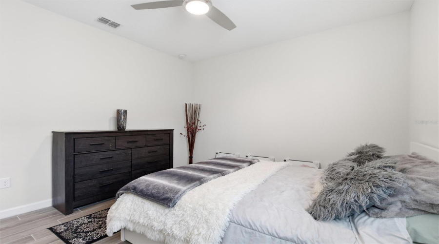 DAVENPORT, Florida 33896, 4 Bedrooms Bedrooms, ,2 BathroomsBathrooms,Residential,For Sale,DOWNSWING PL,0,MFRS5154548