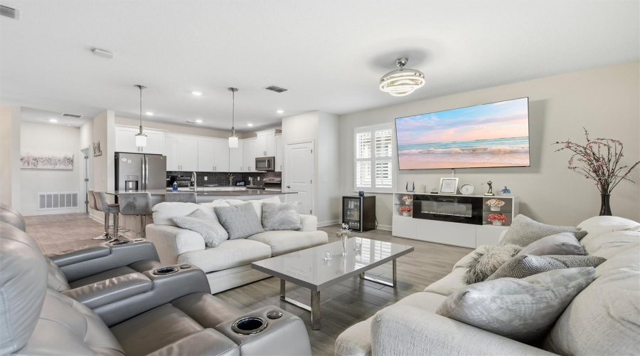 DAVENPORT, Florida 33896, 4 Bedrooms Bedrooms, ,2 BathroomsBathrooms,Residential,For Sale,DOWNSWING PL,0,MFRS5154548