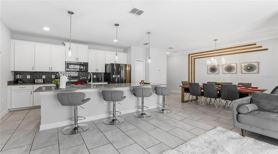 DAVENPORT, Florida 33896, 4 Bedrooms Bedrooms, ,3 BathroomsBathrooms,Residential,For Sale,CHALLENGE,0,MFRO6428864