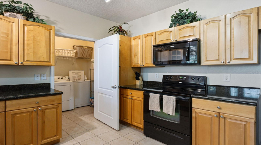 KISSIMMEE, Florida 34746, 3 Bedrooms Bedrooms, ,2 BathroomsBathrooms,Residential,For Sale,CANE ISLAND,0,MFRO6428701