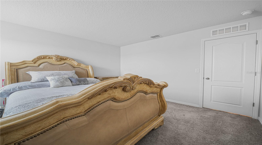 DAVENPORT, Florida 33837, 5 Bedrooms Bedrooms, ,3 BathroomsBathrooms,Residential,For Sale,WHIRLAWAY,0,MFRTB8530509