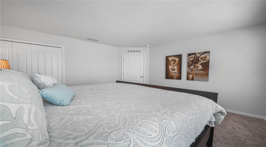 DAVENPORT, Florida 33837, 5 Bedrooms Bedrooms, ,3 BathroomsBathrooms,Residential,For Sale,WHIRLAWAY,0,MFRTB8530509