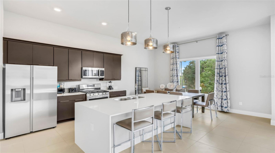 REUNION, Florida 34747, 5 Bedrooms Bedrooms, ,4 BathroomsBathrooms,Residential,For Sale,SANDY RIDGE,0,MFRO6429121