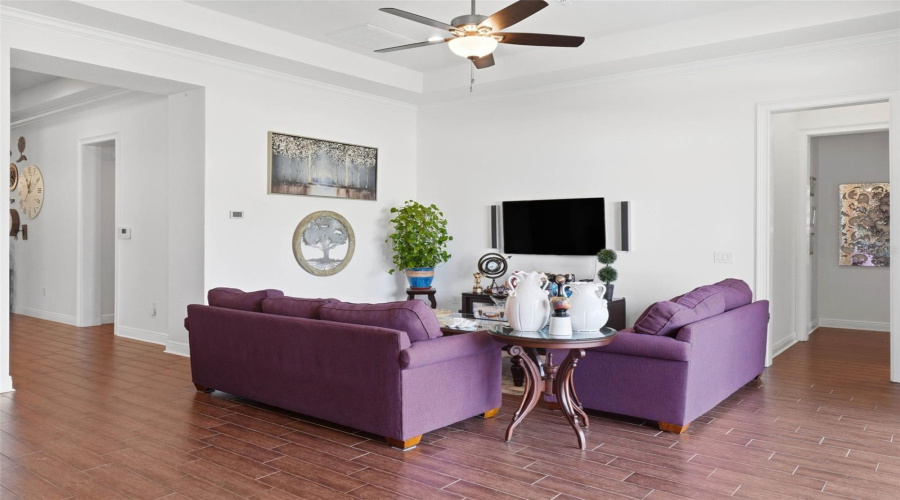 ORLANDO, Florida 32836, 4 Bedrooms Bedrooms, ,4 BathroomsBathrooms,Residential,For Sale,CHILTON,0,MFRO6428894