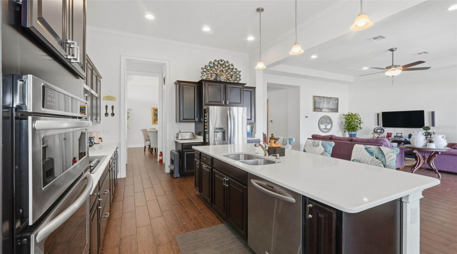 ORLANDO, Florida 32836, 4 Bedrooms Bedrooms, ,4 BathroomsBathrooms,Residential,For Sale,CHILTON,0,MFRO6428894