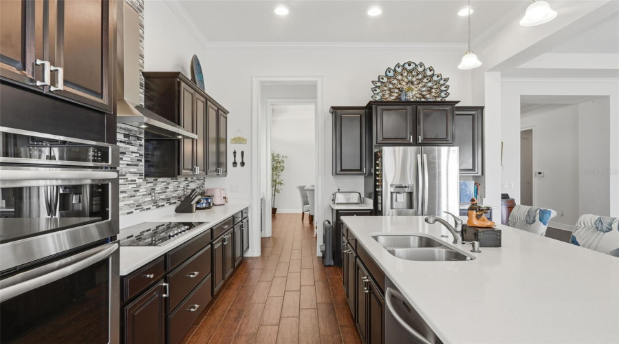 ORLANDO, Florida 32836, 4 Bedrooms Bedrooms, ,4 BathroomsBathrooms,Residential,For Sale,CHILTON,0,MFRO6428894