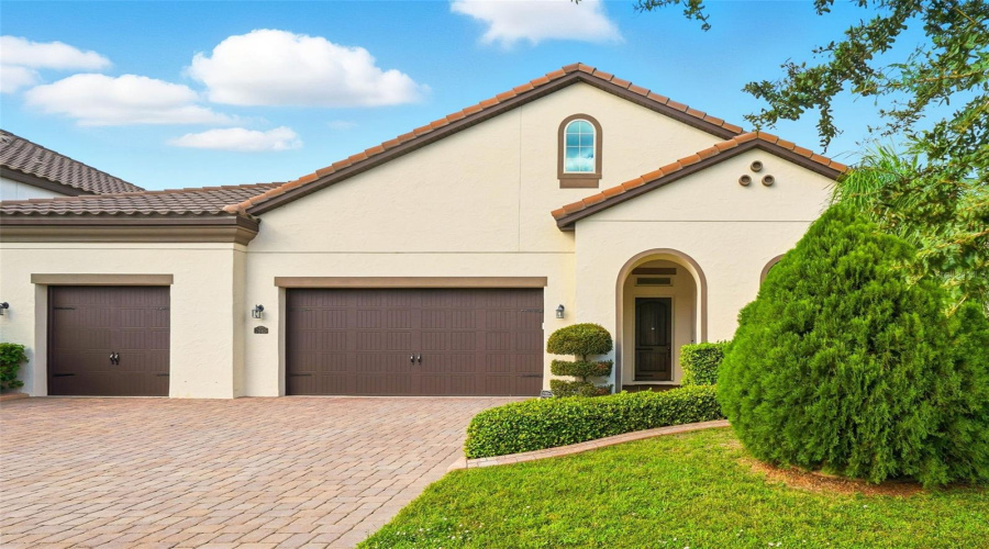 ORLANDO, Florida 32836, 4 Bedrooms Bedrooms, ,4 BathroomsBathrooms,Residential,For Sale,CHILTON,0,MFRO6428894