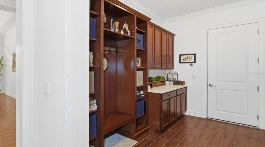 ORLANDO, Florida 32836, 4 Bedrooms Bedrooms, ,4 BathroomsBathrooms,Residential,For Sale,CHILTON,0,MFRO6428894