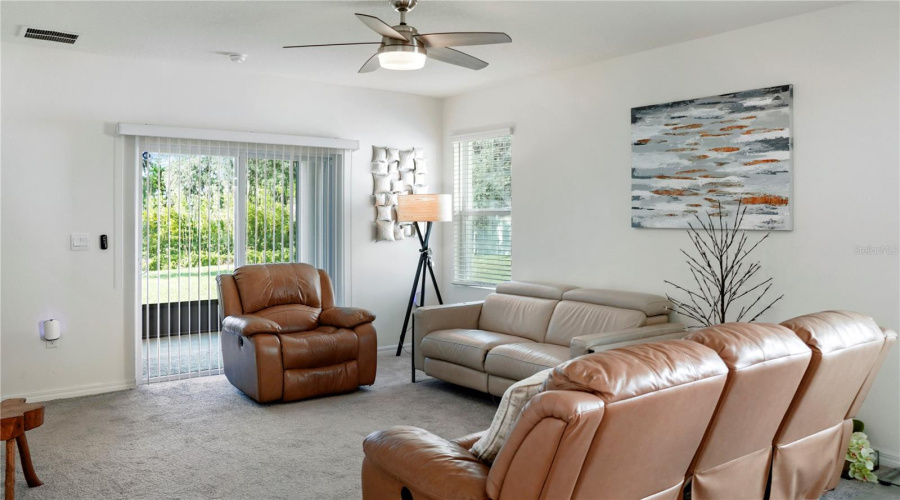 DAVENPORT, Florida 33837, 3 Bedrooms Bedrooms, ,2 BathroomsBathrooms,Residential,For Sale,HOLODAK,0,MFRS5136884
