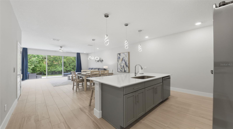 KISSIMMEE, Florida 34747, 3 Bedrooms Bedrooms, ,2 BathroomsBathrooms,Residential,For Sale,ROYAL VIEW,0,MFRO6428148