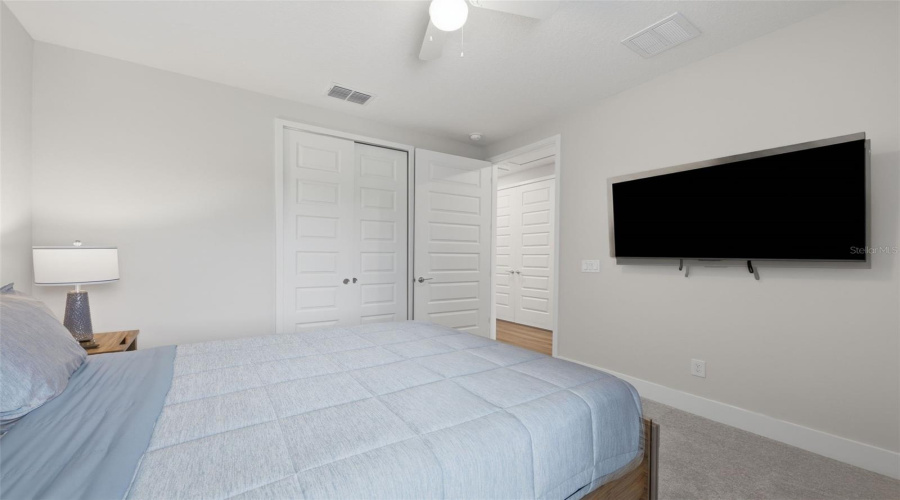 KISSIMMEE, Florida 34747, 3 Bedrooms Bedrooms, ,2 BathroomsBathrooms,Residential,For Sale,ROYAL VIEW,0,MFRO6428148