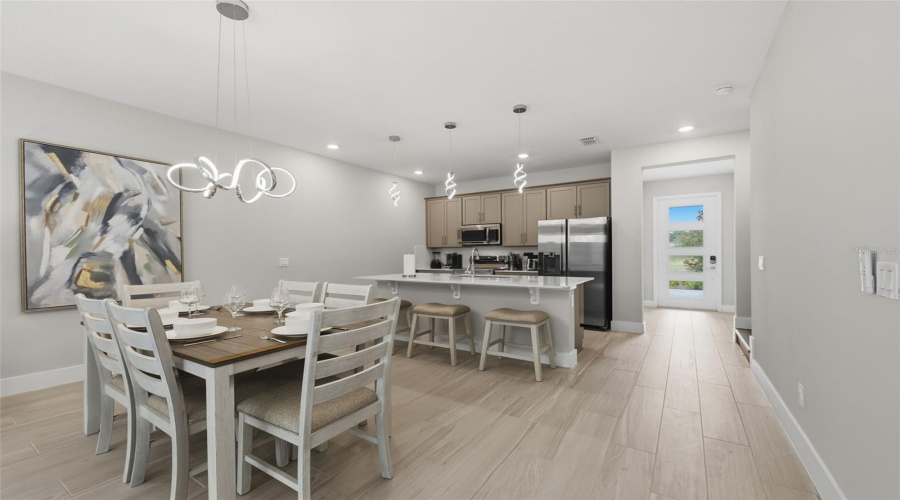 KISSIMMEE, Florida 34747, 3 Bedrooms Bedrooms, ,2 BathroomsBathrooms,Residential,For Sale,ROYAL VIEW,0,MFRO6428148