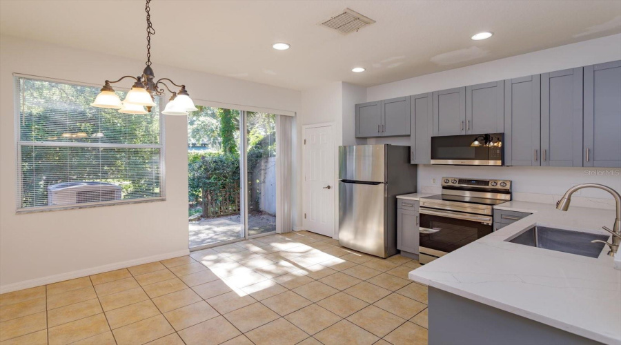 KISSIMMEE, Florida 34746, 3 Bedrooms Bedrooms, ,3 BathroomsBathrooms,Residential,For Sale,PARADISE CAY,0,MFRO6428885