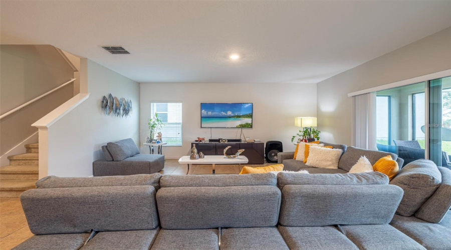 DAVENPORT, Florida 33897, 5 Bedrooms Bedrooms, ,3 BathroomsBathrooms,Residential,For Sale,OGELTHORPE,0,MFRO6429205