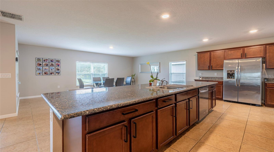 DAVENPORT, Florida 33897, 5 Bedrooms Bedrooms, ,3 BathroomsBathrooms,Residential,For Sale,OGELTHORPE,0,MFRO6429205