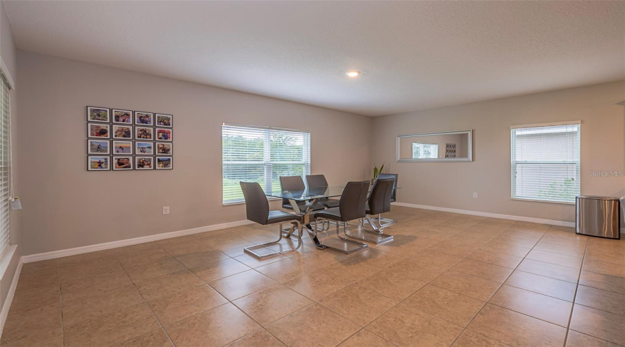 DAVENPORT, Florida 33897, 5 Bedrooms Bedrooms, ,3 BathroomsBathrooms,Residential,For Sale,OGELTHORPE,0,MFRO6429205