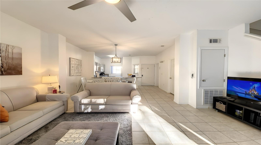 KISSIMMEE, Florida 34746, 3 Bedrooms Bedrooms, ,2 BathroomsBathrooms,Residential,For Sale,PARK RIDGE,0,MFRO6425222
