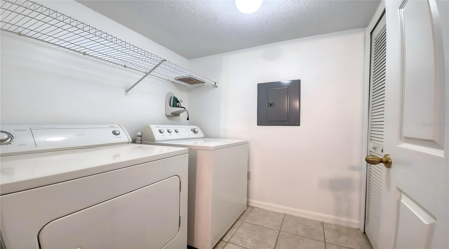 KISSIMMEE, Florida 34746, 3 Bedrooms Bedrooms, ,2 BathroomsBathrooms,Residential,For Sale,PARK RIDGE,0,MFRO6425222